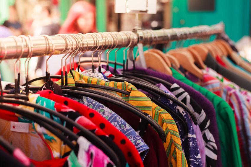 Why you should consider buying wholesale clothing online